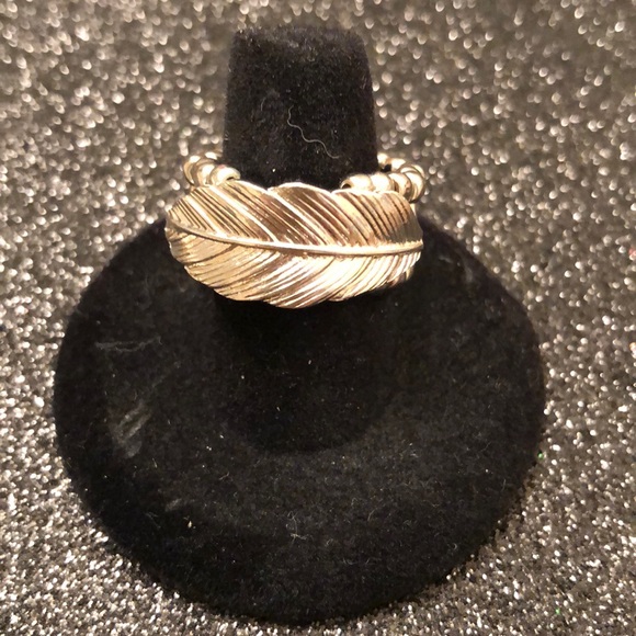 NY&Co Silver Feather Ring - Picture 2 of 4